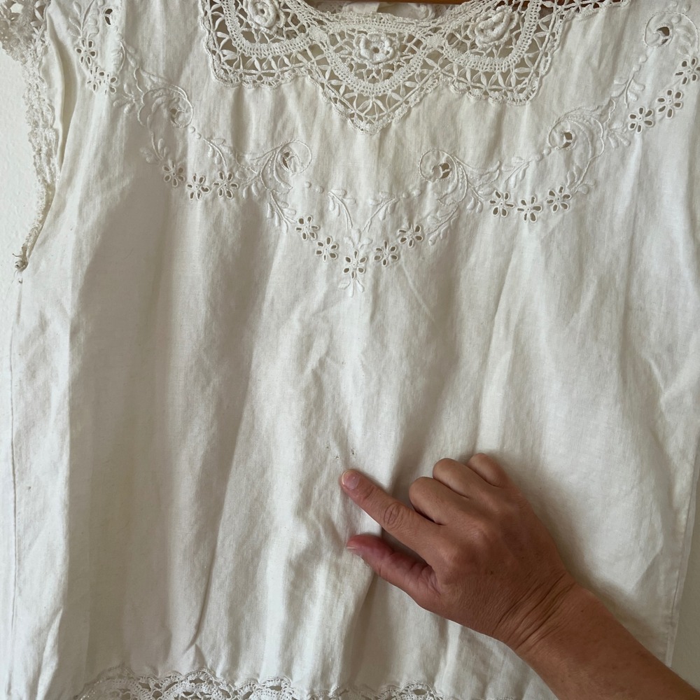 Cream Lace-Trim Cap Sleeve Blouse - Picture 16 of 16